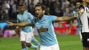 El cuadro cervecero dio un paso importante hacia el título con su triunfo por 1-3 a domicilio. El uruguayo repartió dos asistencias y anotó el último tanto.