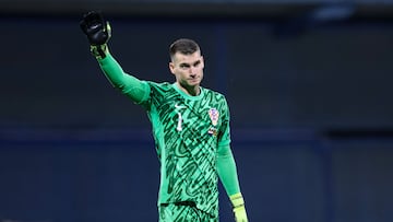 Croatia's goalkeeper #01 Dominik Livakovic celebrates victory after the FIFA World Cup 2026 Group L European qualification football match between Croatia and Montenegro at the Maksimir Stadium in Zagreb, on September 8, 2025. (Photo by DAMIR SENCAR / AFP)