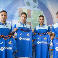 Chichizola, Guardiola, Mata y Rober Ibáñez, presentados