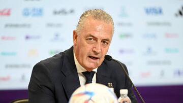 AL KHOR, QATAR - NOVEMBER 20: Gustavo Alfaro, Head Coach of Ecuador, attends a press conference after the FIFA World Cup Qatar 2022 Group A match between Qatar and Ecuador at Al Bayt Stadium on November 20, 2022 in Al Khor, Qatar. (Photo by Shaun Botterill - FIFA/FIFA via Getty Images)
