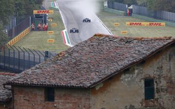 La carrera de Imola bajo la lluvia en imágenes