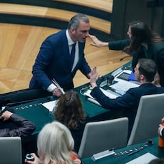 Ortega Smith lanza una botella a un concejal de Más Madrid