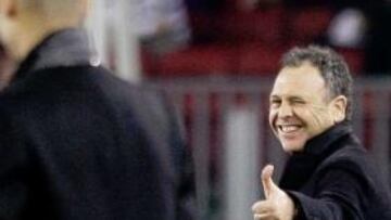 Caparrós: "El equipo sabe ganar sin Fernando Llorente"