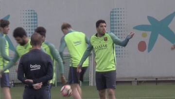 El enfado de Luis Suárez: perdió en el rondo, se cabreó...¡y collejas!