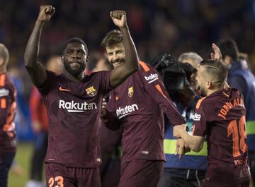 Los jugadores del Barcelona celebraron el título de Liga en el césped de Riazor 