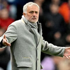 Mourinho no da tregua a los árbitros: “No creo que el del VAR duerma mal, es injusto”