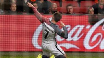 Griezmann, en el momento de celebrar su gol con Francia.
