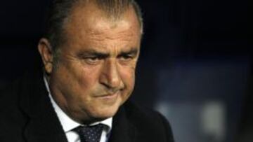 Fatih Terim durante el partido entre el Real Madrid y el Galatasaray. 