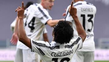 El colombiano marcó sus egundo gol de la temporada para darle el triunfo a la Juventus ante la Fiorentina.