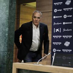 El fichaje del nuevo entrenador, una carrera por eliminación