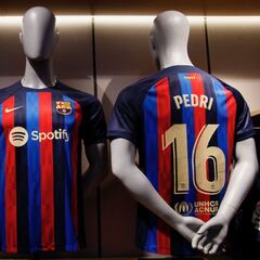 La nueva camiseta del Barça, con inspiración de hace 30 años