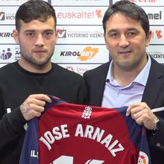 Arnaiz: “El míster me ha dicho que le eche ganas y coraje”