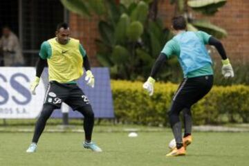 El equipo de Juan Carlos Osorio entrena con los mejores jugadores previo a sus dos compromisos definitivos que tendrá en el torneo doméstico y en la Copa Libertadores.