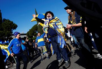 Seguidores de Boca en la fan zone situada en Nuevos Ministerios