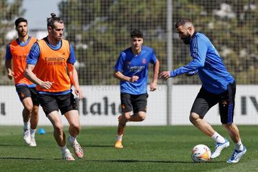 Tobias entrena con los mayores