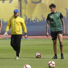 Las Palmas impone calma a dos semanas de empezar