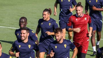 18/08/22 CADIZ CF ENTRENAMIENTO SEMANAL PACHA ESPINO Y CONAN LEDESMA