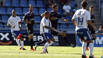 El Tenerife suma su primera victoria con un gol psicológico