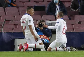 1-1 Kylian Mbappé celebró en primer gol con Marco Verratti.