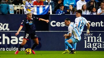 Yeremay dio un recital ante el Málaga.