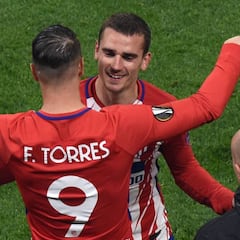 Torres entró en el 90' y levantó la copa junto a Gabi