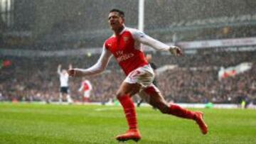 Alexis vuelve a anotar y Arsenal sigue con vida en la Premier