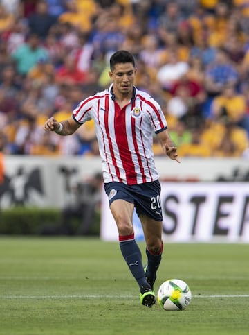 El XI tipo de Chivas para el Apertura 2019 de Liga MX