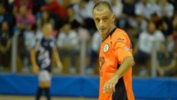 Andrea Rubei, durante un partido con el Futsal Isola.