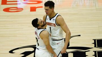 Facundo Campazzo y Michael Porter Jr., durante el partido de la NBA que ha enfrentado a Los Angeles Clippers y a Denver Nuggets.