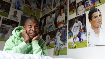 Mbappé, en su habitación de niño
