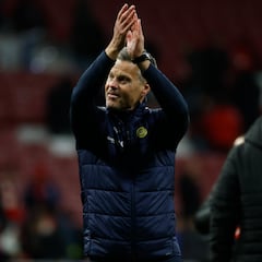 Knutsen: “No sé cómo describir ganarle a Atlético y City”