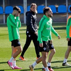 Beccacece: “En el fútbol no se gana hablando, sino compitiendo al máximo”