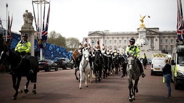 ?Qu谷 es &La Procesi車n de la Coronaci車n* de Carlos III y en qu谷 se diferencia de &La Procesi車n del Rey*?