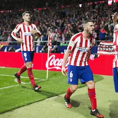 Correa baila, João regresa