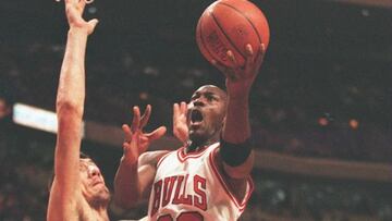 Gheorghe Muresan 2.32 m.