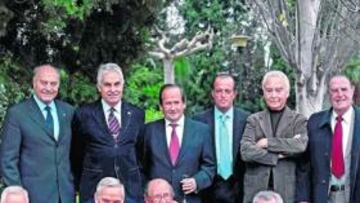 "¡Qué bien van estos del golf!", nos dijo el ministro