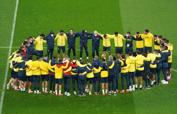 Unai Emery con el grupo.