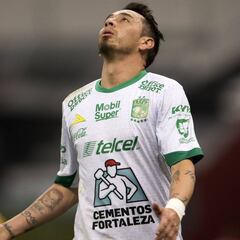 Rubens Sambueza fuera del León por fractura en el pie derecho