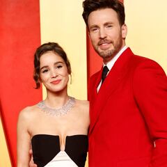 Chris Evans y su esposa Alba Baptista debutan en la alfombra roja