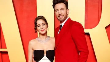 Después de casarse en secreto el año pasado, Chris Evans y Alba Baptista han debutado por primera vez en una alfombra roja.