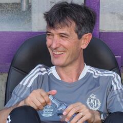 Pacheta: "Somos candidatos claros a subir y tenemos que serlo; eso no me va a pesar"