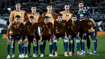 Alineación del Racing en Castellón.