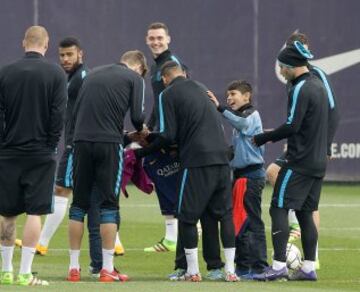 Los jugadores del Barça se lo pasaron como niños