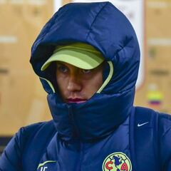 América: Nicolás Castillo será evaluado médicamente en Chile y Estados Unidos