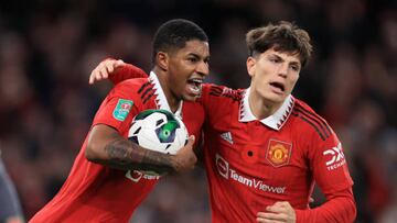 MANCHESTER, ENGLAND - NOVEMBER 10: Marcus Rashford of Manchester United (L) celebrates with Alejandro Garnacho of Manchester United after scoring their 2nd goal during the Carabao Cup Third Round match between Manchester United and Aston Villa at Old Trafford on November 10, 2022 in Manchester, England. (Photo by Simon Stacpoole/Offside/Offside via Getty Images)