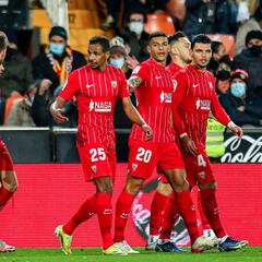 Sólo 13 jugadores del primer equipo estuvieron en Mestalla