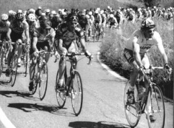 Rominger tirando del pelotón en 1995, Giro que ganó.