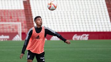 Jeisson Martínez, otra baja por lesión en el Albacete