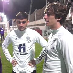 El detallazo de Pedri, Porro y Bryan Gil y una conversación privada preciosa