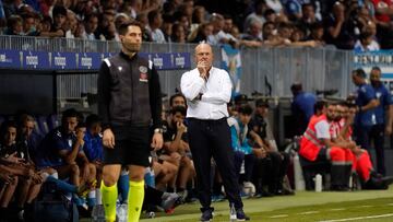 Pepe Mel, durante el Málaga - Andorra.